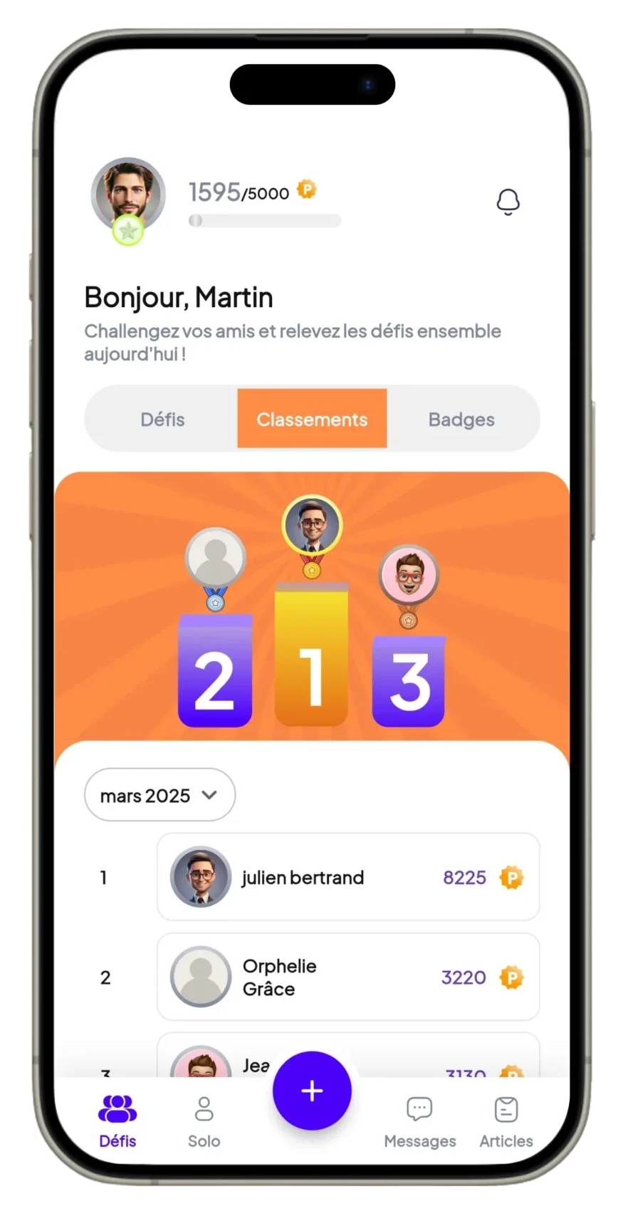 Capture d'écran de l'application de défis entre amis Hélios Method affichant le classement des utilisateurs sur un smartphone. L'interface présente un message de bienvenue avec le nom de l'utilisateur et montre un podium avec les positions 1, 2 et 3. En dessous, les noms des participants et leurs scores sont listés, indiquant les performances de chacun.