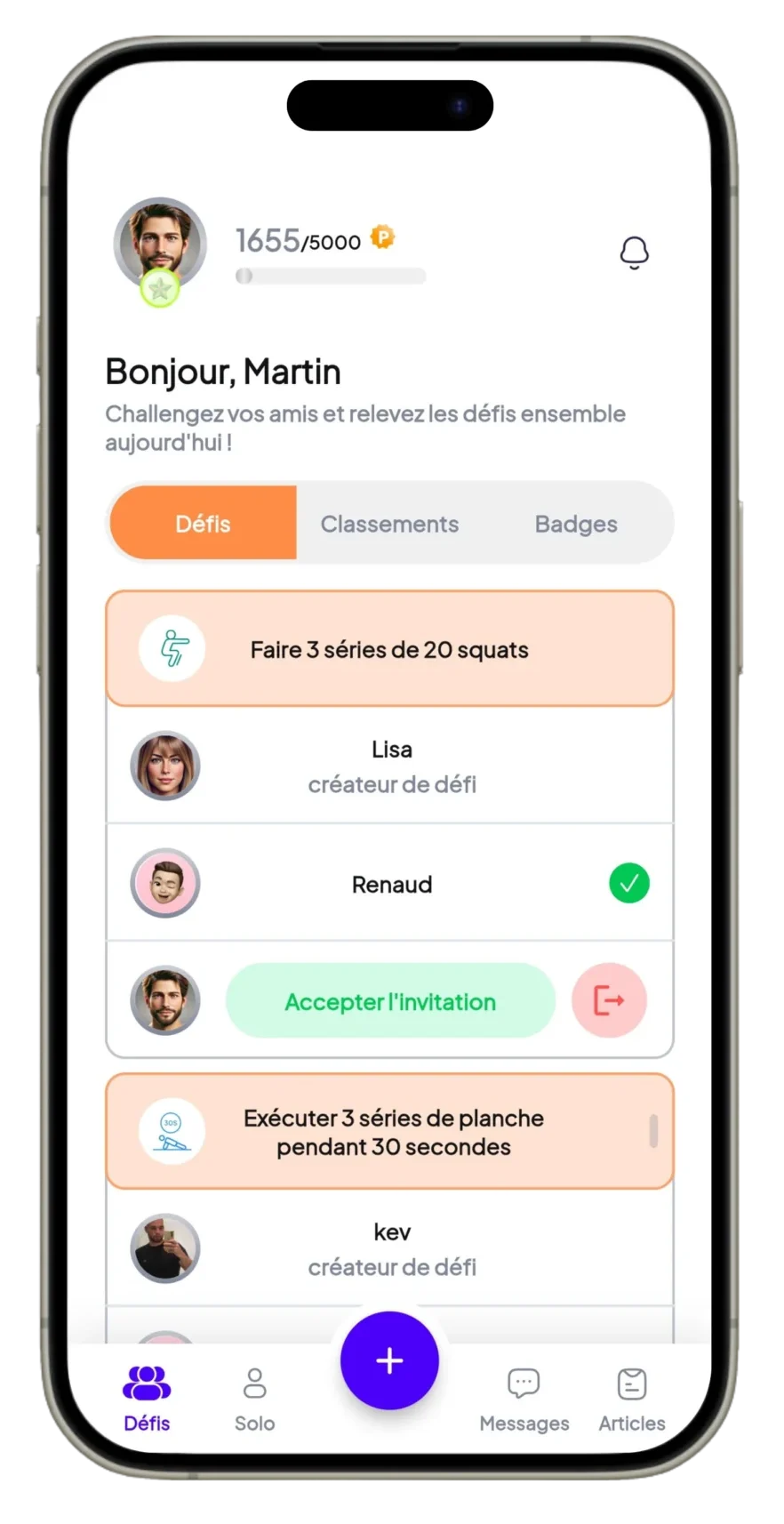 Capture d'écran de l'application de défis entre amis Hélios Method. L’interface affiche un profil utilisateur avec un score, une liste de défis à relever entre amis, ainsi que des boutons d’interaction pour accepter des invitations. La navigation comprend des onglets comme 'Défis', 'Solo', 'Messages' et 'Articles'.